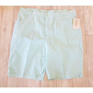 Bermuda  Shorts •NWT •Lee Women's Light Blue